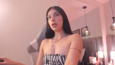 Snapshot of bad__girll_ chatting on 07/14/26, 03:22 bad__girll_ online show from 07/14/26, 03:22