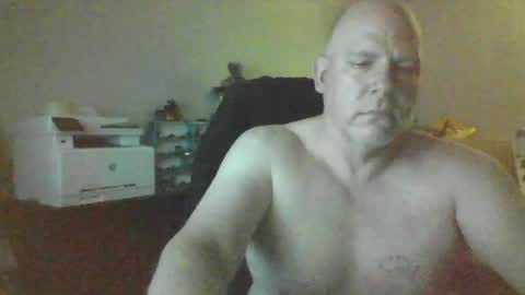 Snapshot of bad_boy4u2abuse chatting on 07/13/26, 05:38 bad_boy4u2abuse online show from 07/13/26, 05:38