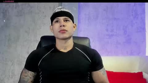 bad_boytoh online show from 01/14/26, 12:44