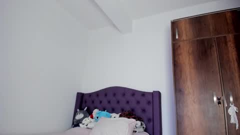 Snapshot of bad_cherry chatting on 12/20/24, 09:28 Bratty Lanita - independent online show from 12/20/24, 09:28