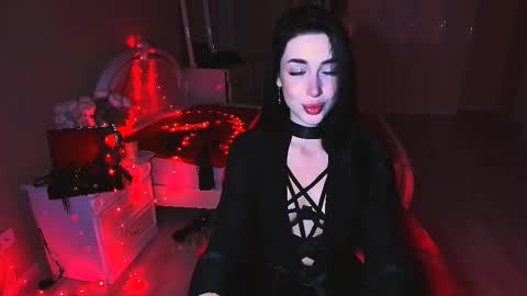 Miss Desire...do you remember online show from 10/26/25, 09:37