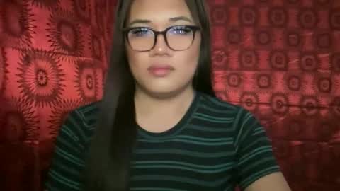 Snapshot of bad_kitty_amara chatting on 05/17/26, 01:25 AMARA - FOLLOW ME AND THUMBS UP online show from 05/17/26, 01:25