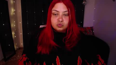 Scarlett online show from 02/17/25, 11:42