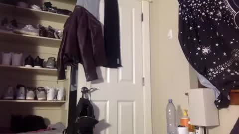 Snapshot of badbarbiebaby chatting on 12/02/24, 12:52 badbarbiebaby online show from 12/02/24, 12:52