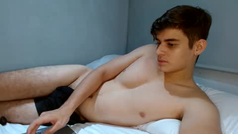 Snapshot of badbunny_69_ chatting on 02/25/25, 09:09 badbunny_69_ online show from 02/25/25, 09:09