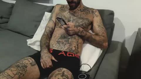 BadCouple  online show from 09/29/25, 04:17