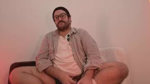 Snapshot of baddaddybrasil chatting on 06/26/26, 01:48 Baddaddybrazil online show from 06/26/26, 01:48