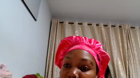Snapshot of baddestslut001 chatting on 06/22/26, 04:48 baddestslut001 online show from 06/22/26, 04:48