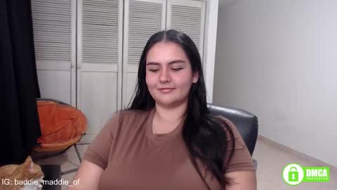 Snapshot of baddie_maddie_ chatting on 10/07/25, 03:36 want custom text me through my snap 3  online show from 10/07/25, 03:36