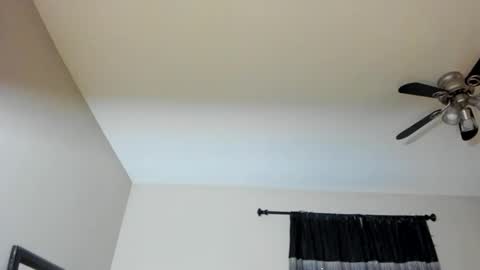 Snapshot of badgirlhalexxx chatting on 12/31/24, 01:15 BadGirlHaleXXX online show from 12/31/24, 01:15