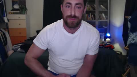 Snapshot of badjack1 chatting on 02/24/25, 04:27 Rey online show from 02/24/25, 04:27