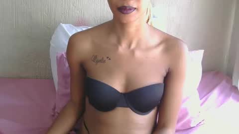 Snapshot of badkittylilyx chatting on 09/11/25, 10:26 Lily online show from 09/11/25, 10:26