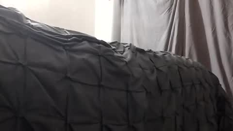 Snapshot of badmandirty3 chatting on 09/25/25, 02:04 badmandirty3 online show from 09/25/25, 02:04