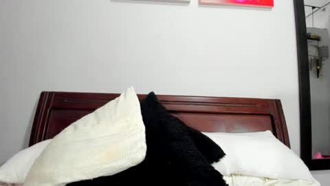 Snapshot of badoozdoll69 chatting on 03/08/25, 02:23 Alexandra Independent model online show from 03/08/25, 02:23