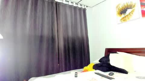 Snapshot of badoozdoll69 chatting on 03/11/25, 04:32 Alexandra Independent model online show from 03/11/25, 04:32