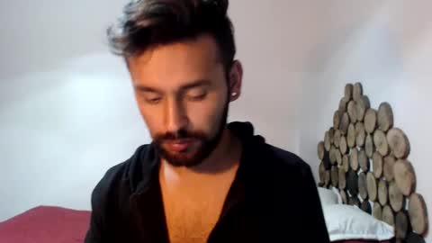 Snapshot of badsanx chatting on 09/23/25, 03:09 badsanx online show from 09/23/25, 03:09