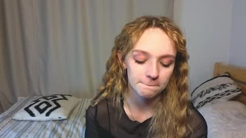 Kate online show from 04/22/26, 04:08
