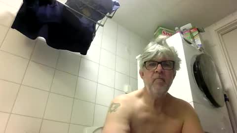 Snapshot of baggelina75 chatting on 03/21/26, 10:20 baggelina75 online show from 03/21/26, 10:20