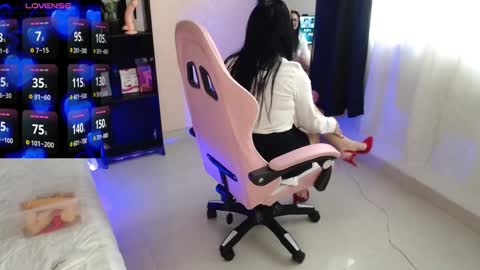 Snapshot of bailarina_atrevida chatting on 12/22/24, 12:38 sandra online show from 12/22/24, 12:38