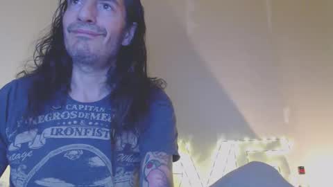 Bailey online show from 03/03/26, 01:34