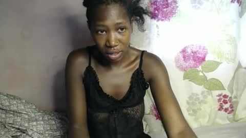 Snapshot of bailey_lo chatting on 04/20/26, 09:45 jewel online show from 04/20/26, 09:45