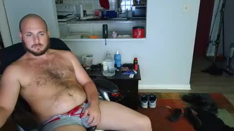 Snapshot of baldafterdark chatting on 09/25/25, 03:32 Anthony online show from 09/25/25, 03:32