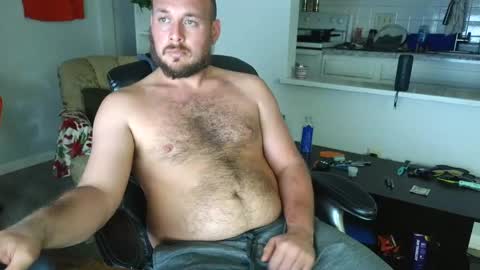 Snapshot of baldafterdark chatting on 10/07/25, 08:22 Anthony online show from 10/07/25, 08:22