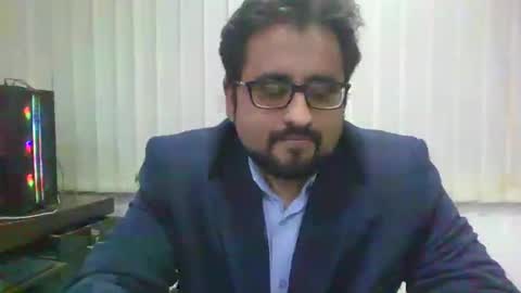 Snapshot of ballbustingslave1987nolimits chatting on 12/04/24, 12:58 Ballbusting Slave online show from 12/04/24, 12:58