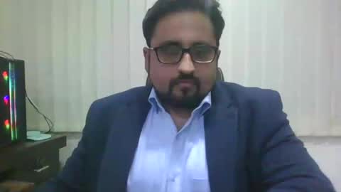 Snapshot of ballbustingslave1987nolimits chatting on 12/09/24, 09:06 Ballbusting Slave online show from 12/09/24, 09:06