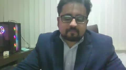 Snapshot of ballbustingslave1987nolimits chatting on 12/12/24, 05:31 Ballbusting Slave online show from 12/12/24, 05:31