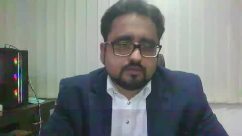 Snapshot of ballbustingslave1987nolimits chatting on 12/13/24, 06:00 Ballbusting Slave online show from 12/13/24, 06:00