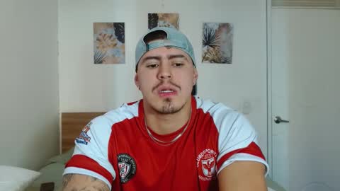 Snapshot of baltazardupont chatting on 12/02/24, 01:02 Andres - online show from 12/02/24, 01:02
