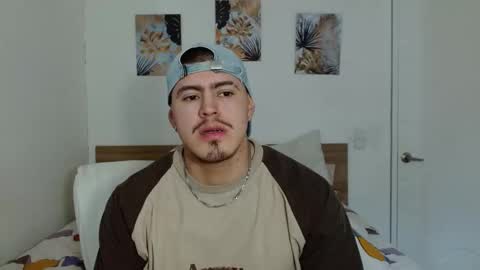 Snapshot of baltazardupont chatting on 01/08/25, 02:46 Andres - online show from 01/08/25, 02:46