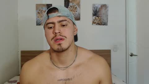 Snapshot of baltazardupont chatting on 01/10/25, 03:58 Andres - online show from 01/10/25, 03:58