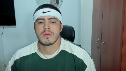 Snapshot of baltazardupont chatting on 10/07/25, 01:58 Andres - online show from 10/07/25, 01:58