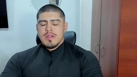 Andres -  online show from 11/14/25, 10:47