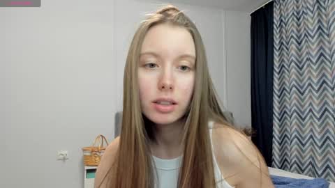 Snapshot of bam_bi chatting on 12/14/24, 06:02 Kira online show from 12/14/24, 06:02