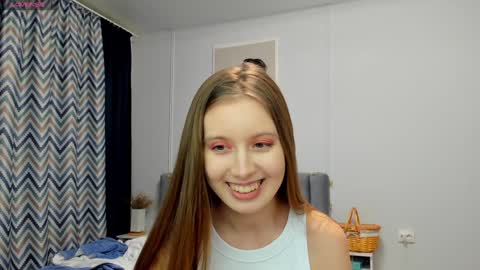 Snapshot of bam_bi chatting on 01/25/25, 03:09 Kira online show from 01/25/25, 03:09