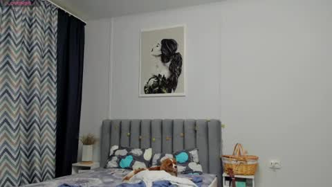 Snapshot of bam_bi chatting on 02/11/25, 03:40 Kira online show from 02/11/25, 03:40