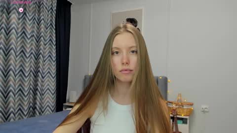 Snapshot of bam_bi chatting on 02/17/25, 07:31 Kira online show from 02/17/25, 07:31