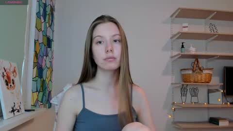 Snapshot of bam_bi chatting on 09/18/25, 01:35 Kira online show from 09/18/25, 01:35