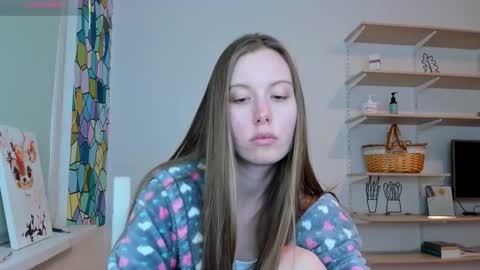 Snapshot of bam_bi chatting on 09/28/25, 03:50 Kira online show from 09/28/25, 03:50