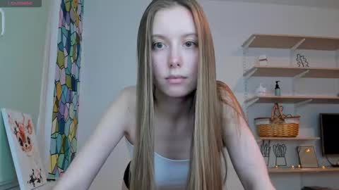 Snapshot of bam_bi chatting on 10/18/25, 07:47 Kira online show from 10/18/25, 07:47