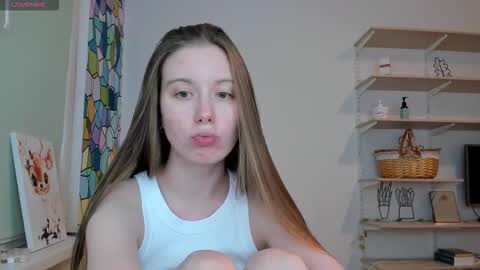 Snapshot of bam_bi chatting on 10/29/25, 11:17 Kira online show from 10/29/25, 11:17