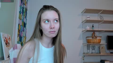 Snapshot of bam_bi chatting on 10/30/25, 09:48 Kira online show from 10/30/25, 09:48