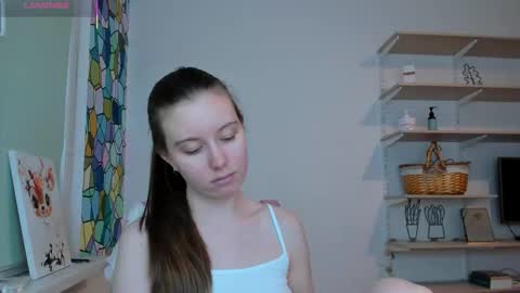 Snapshot of bam_bi chatting on 11/25/25, 12:38 Kira online show from 11/25/25, 12:38