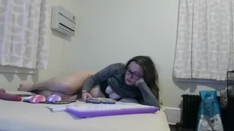 bambiboo8113 online show from 12/03/25, 07:27