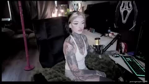 bambitatted online show from 07/07/26, 10:58