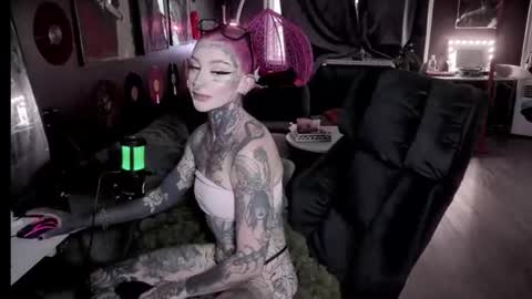 bambitatted online show from 08/02/26, 11:25