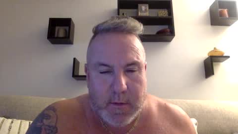 Snapshot of banana5289 chatting on 12/10/24, 11:19 banana5289 online show from 12/10/24, 11:19